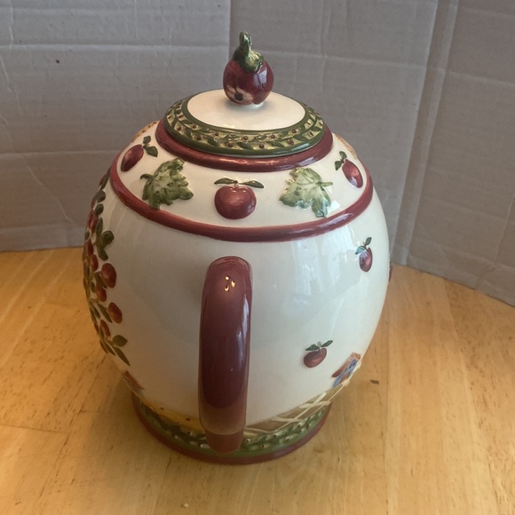 Bella Casa by Ganz ceramic apple tree teapot. About 7 in tall. NWT - Picture 2 of 8